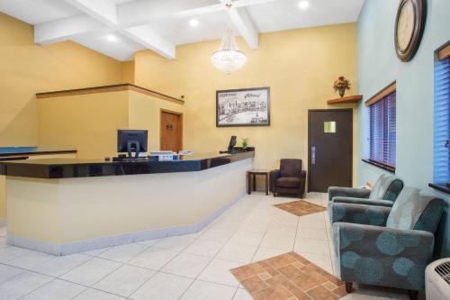 Super 8 by Wyndham Normal Bloomington in Bloomington, USA