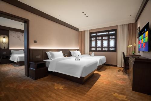 Lijiang Wangfu Hotel - image 3