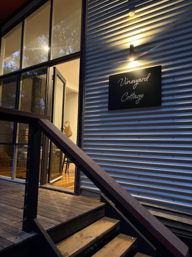 Vineyard Cottage at Oakdene in Wallington