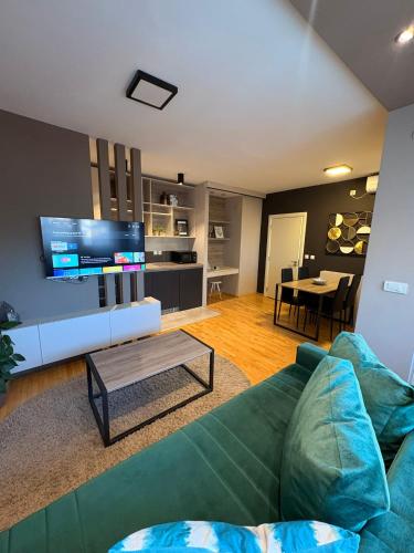 NAR Royalton Deluxe Apartment #74 Free Parking