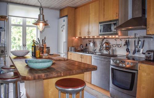 Kitchen, Awesome Home In Vitaby With Wifi in Vitaby
