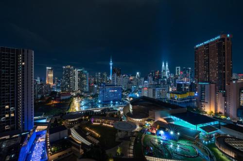 Harmony Luxury Suites At Lucentia Bukit Bintang City Center - image 2