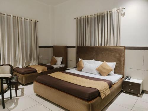 Primrose Hotel in Murtala