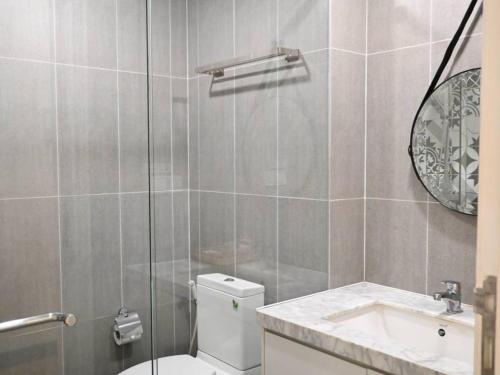 Helen Fin Inn & Apartment by WH - image 3