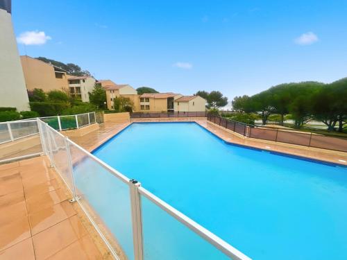 Bleu Azur T2, 4P, PK, AC, piscine terrasse, plage in Saint Aygulf