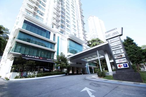Cozy High-Floor Suasana KL View - image 4