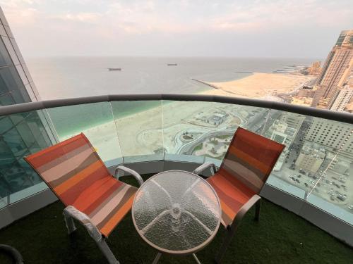 The best tower in Ajman, with incredible Sea view from the 31st floor! Pool, Gym, Sauna, Jacuzzi – khách sạn tại Bãi biển Ajman
