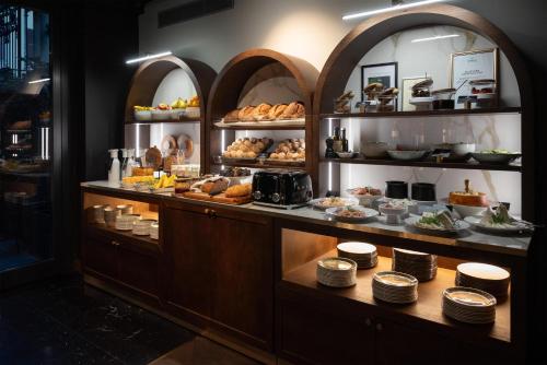 Palazzo Touring Club Milan, A Radisson Collection Hotel, Milan (photo 10)