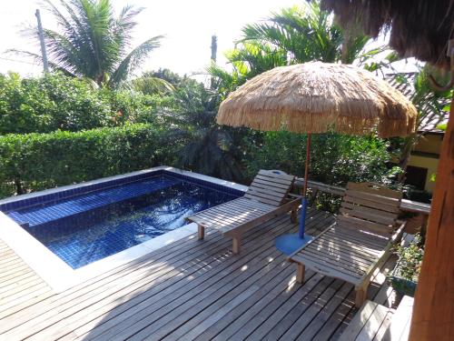 สระว่ายน้ำ, casa da sereia Mermaid Lounge in หาดเฟย์ติเซย์รา