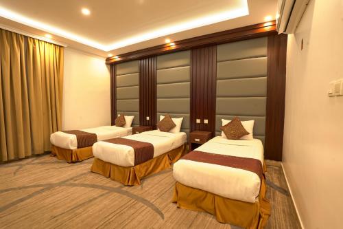 فندق ام جي كراون 1 - MG Crown Hotel 1 - Tap to explore photos