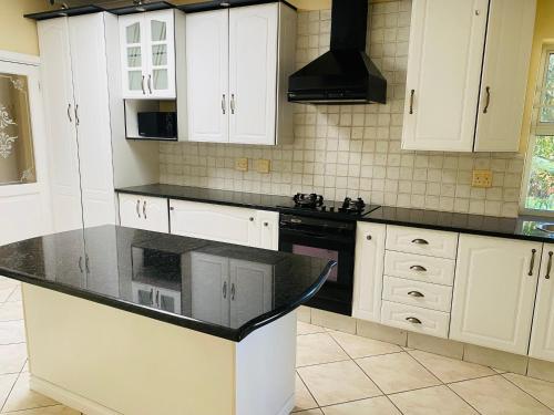 Bếp, PJ Guest House in Port Elizabeth