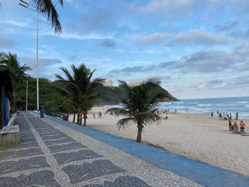 4-bedroom apartment 20 meters from Tombo Beach near Cafeteria Constantinopla