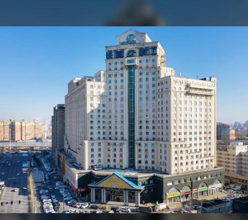 Exterior view of Ibis Changchun Jida No. 2 Hospital Airport Bus