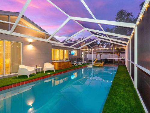 Pool Hot Tub Massage Chair Free EV Charger 5 Mins to Beaches! in Indian Shores