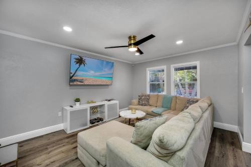 Heated In-Ground Pool with Whirlpool in Tampa, USA