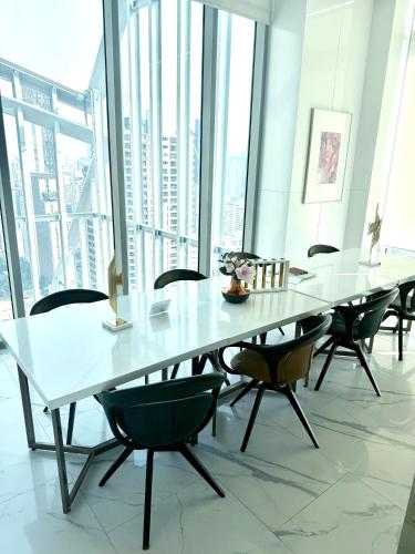 Stylish Luxury 1 Bedroom - Hyde11 -BTS Nana & Asok