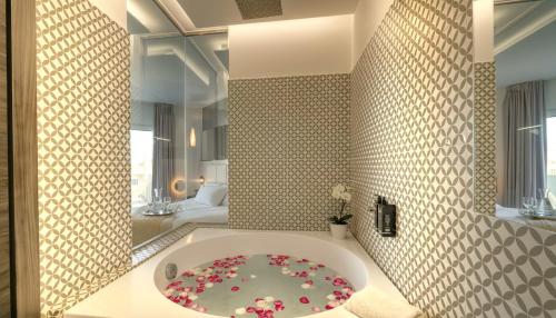 Resort La Battigia Beach & Spa in 阿爾卡莫
