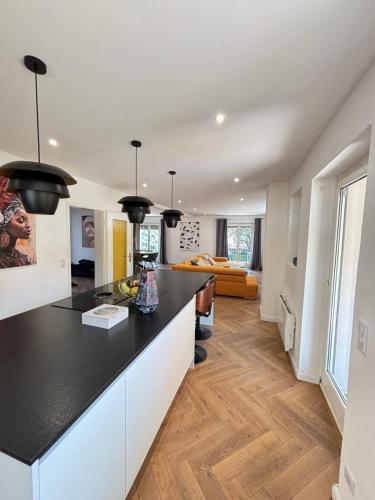 Soh Rent Cozy - Villa Piscine Proche Strasbourg - TV - Wifi - Parking in Lampertheim