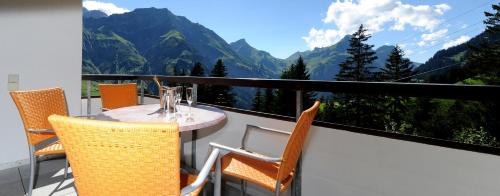 ระเบียง/ชานเรือน, Appartement Rothornblick in ชรอคเคิน