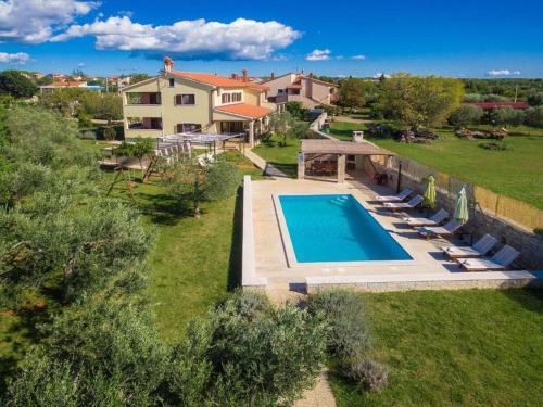 Villa Debora with private pool and backyard, Pet friendly - Location saisonnière - Vodnjan