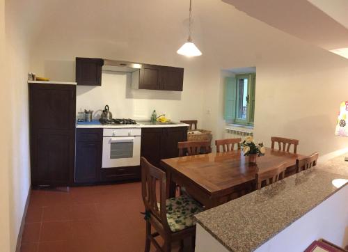 Konyha, La Casatorre Di Ponticello in Filattiera