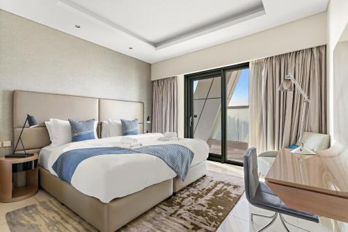 VayK - Luxurious 3BR in Business Bay with Burj Khalifa View - image 5
