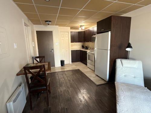 Studio #3 avec balcon tout inclus in Baie-Comeau (QC)