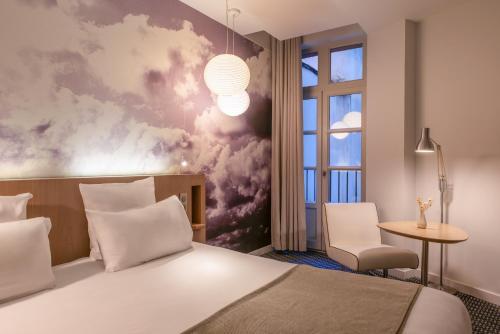 Le Grand Balcon Hotel - image 8
