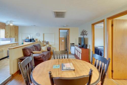 Cozy Fairfield Escape Near Historic Sites in Fairfield, USA