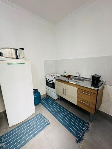 Apto Mobiliada 01 Dormitório ZN Vila Amália (Apto Mobiliada 01 Dormitorio ZN Vila Amalia) in กาโชเอย์ริงยา