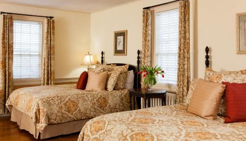 The Inn & Tavern at Meander The Inn & Tavern at Meander