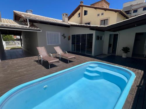 Casa Carnaúba - com piscina a 150m da praia Mariscal – khách sạn tại Morrinhos
