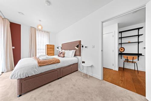 One Bed Apartment - image 13