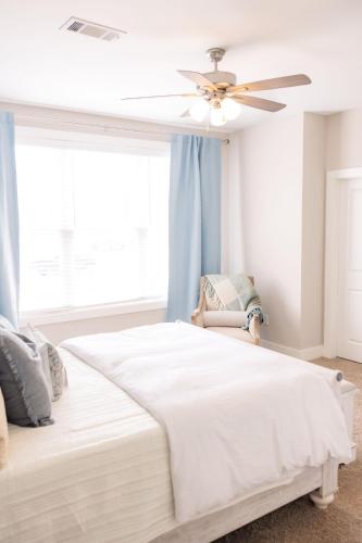 The Oxford Edit Chic 3BR All En Suites Pool - image 13