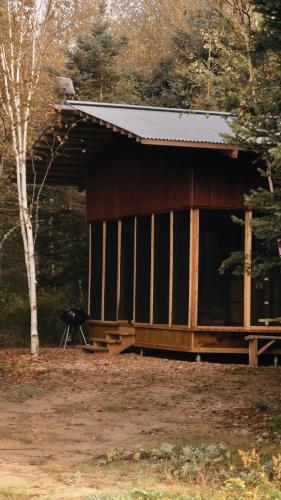 Viesnīcas āriene, Micro-cabine, Méandre, La Tuque (Micro-cabine, Meandre, La Tuque) in Lake Edouard (QC)