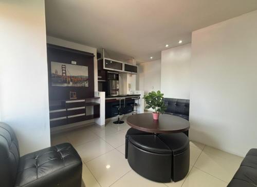 Tranquilidad con WiFi, TV, Cocina, Cerca del Ventura