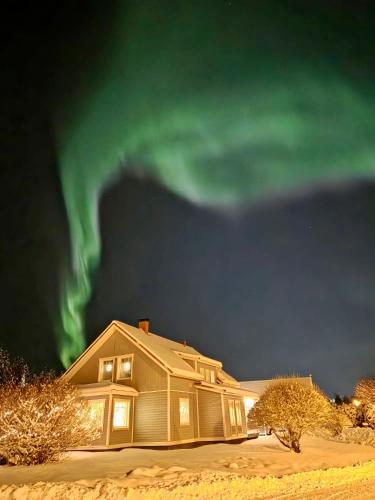 Cozy house close to Arctic Circle in Lappföld
