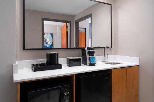 Embassy Suites by Hilton Nashville South/Cool Springs - image 23