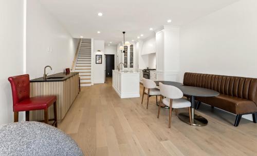 Luxury Living in downtown Grand Haven - Rooftop Deck - image 6
