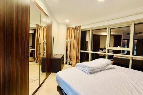Cosy 1 Bed in JLT - image 7