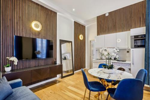 Prime Location - Orsay - Chic Apartment