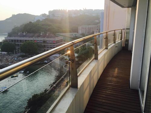 Balcony/terrace, Stanley Oriental Hotel in Stanley