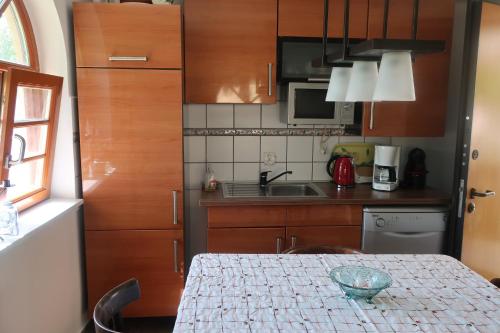 virtuve, Ferienhaus Waldhof in Dobrokoz