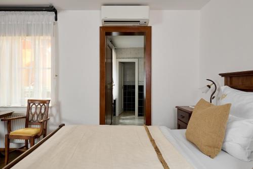 Hotel Residence U Černého Orla – Prague, NY