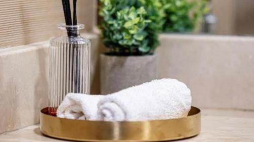 Sparkle Tower by Swarovski Premium Full Marina View 2min JBR & Metro Sleeps 4 - image 5