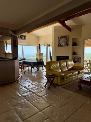 Villa provençale avec vue mer, piscine et CLIM