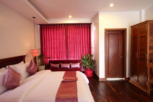 Holy Angkor Hotel