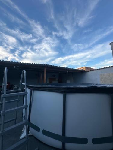 Balcony/terrace, Casa terrea Jardim Enseada in Enseada