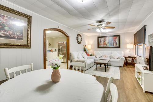 2 Mi to Nicholls State University Home with Yard