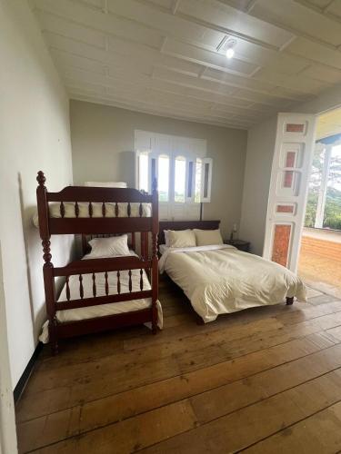 Hostal Casita Colonial Amarilla